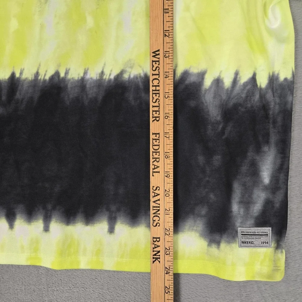 Nike F.C. Sem Risco Tie Dye Soccer Jersey Womens Large Yellow Black CK7843-010